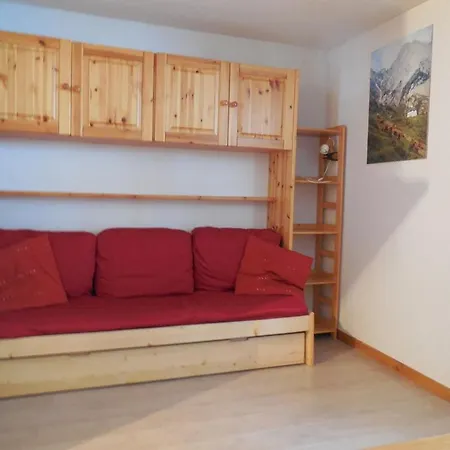 Praz De L'ours 아파트 *
