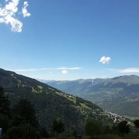 아파트 Praz De L'ours